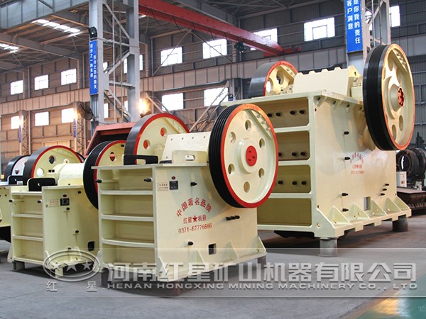 外動(dòng)顎破碎機