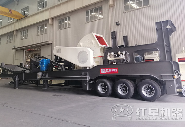 輪胎可移動(dòng)碎石機